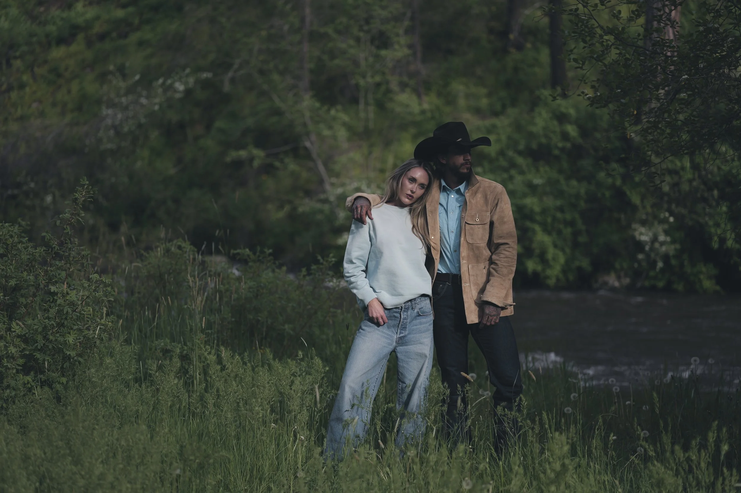 Black Bear Brand WOMAN - Boy Friend Washed Jeans!