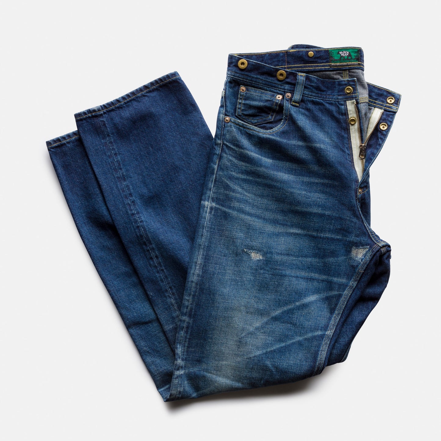 Vintage BLACK BEAR BRAND - The Ultimate Jeans