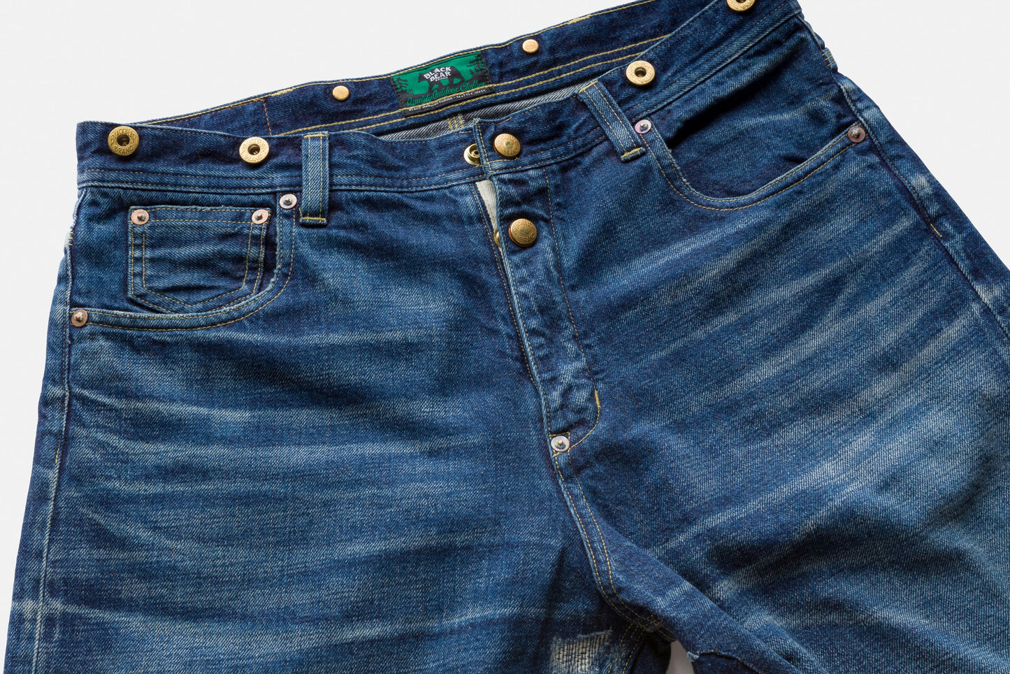 Vintage BLACK BEAR BRAND - The Ultimate Jeans